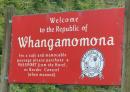 Signpost at the entrance to Whangamomona